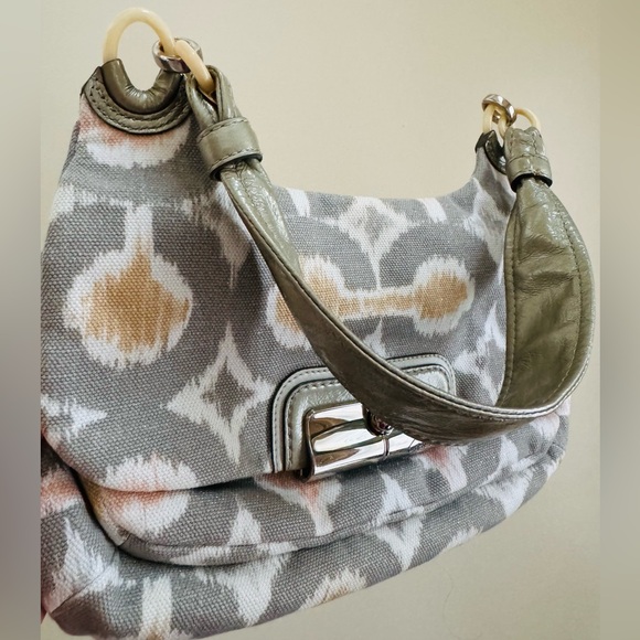 COACH KRISTIN IKAT OP ART SIGNATURE HOBO BAG PURSE GRAY 17083 - Picture 3 of 9